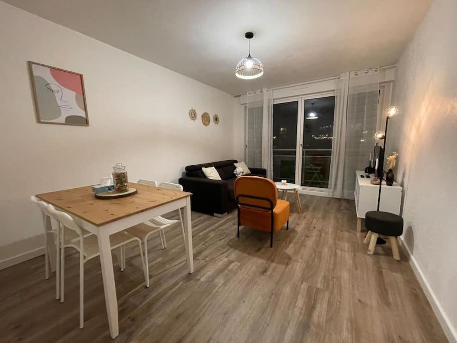Appartement Cosy A Cenon, Proche Transports Экстерьер фото